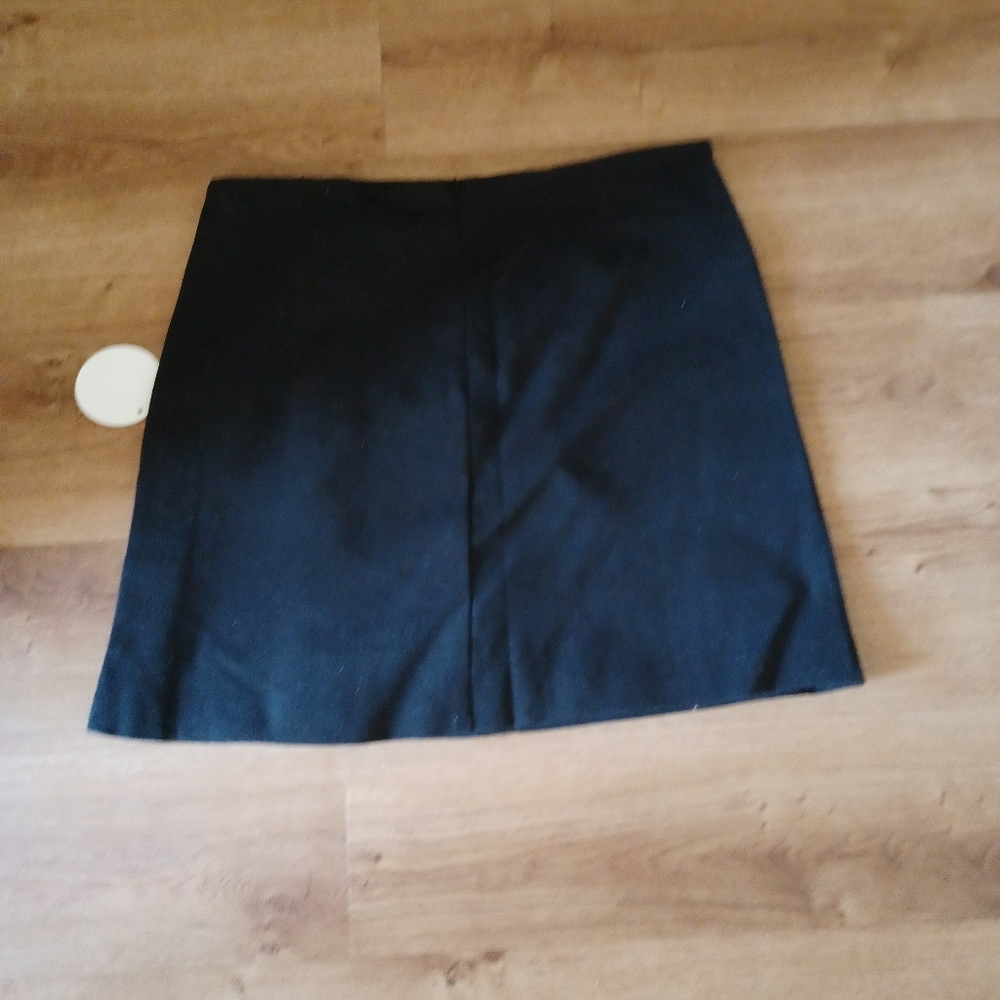 Mini skirt - Picture 2 of 6